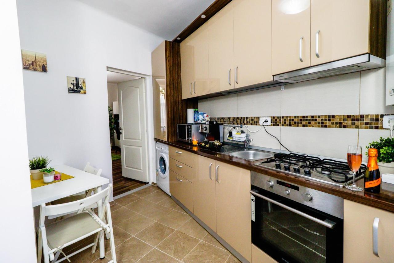 Apartment Central Old City Center Studio Universitate Coltea - Cav9