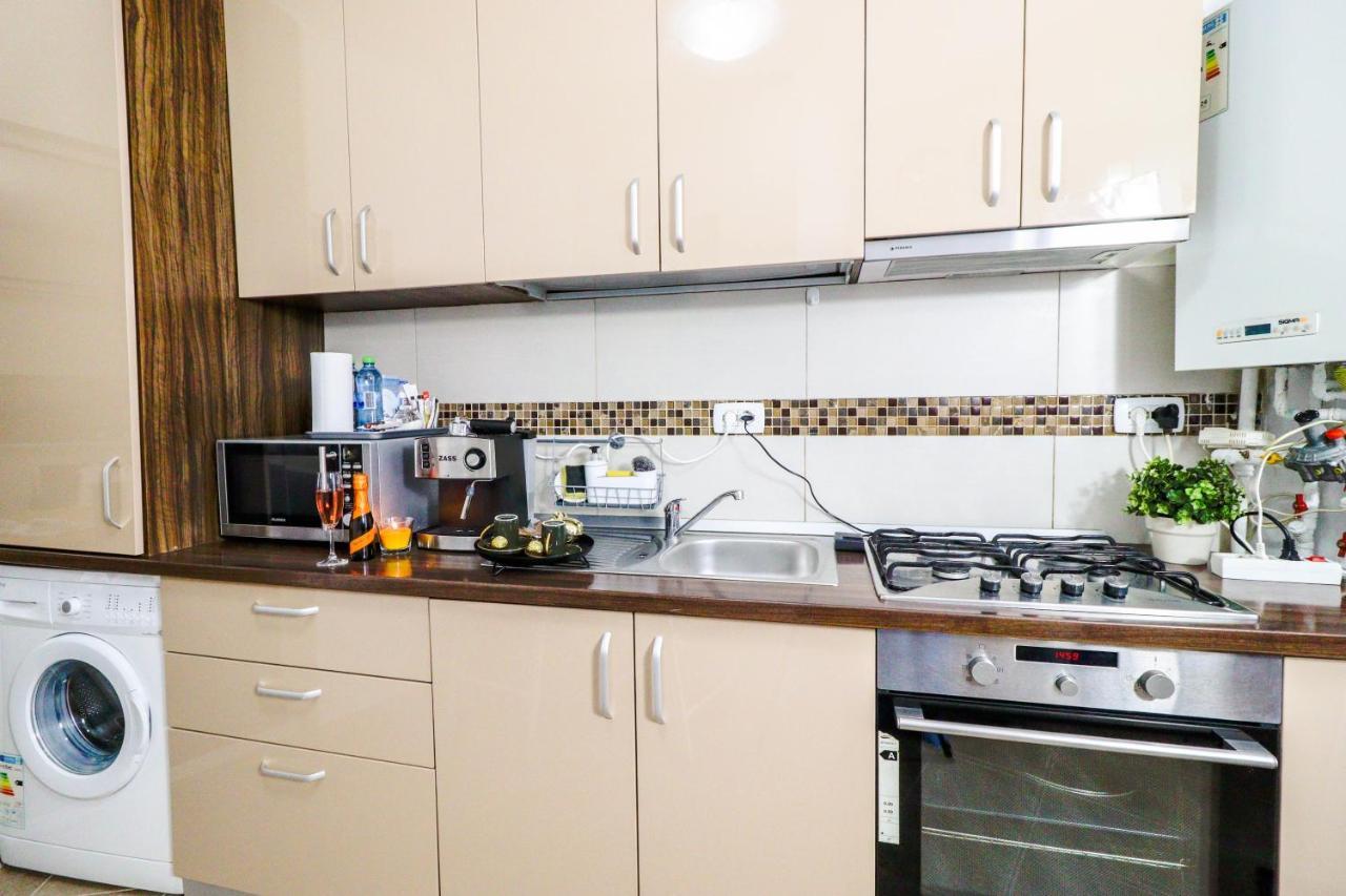 Central Old City Center Studio Universitate Coltea - Cav9 Apartment