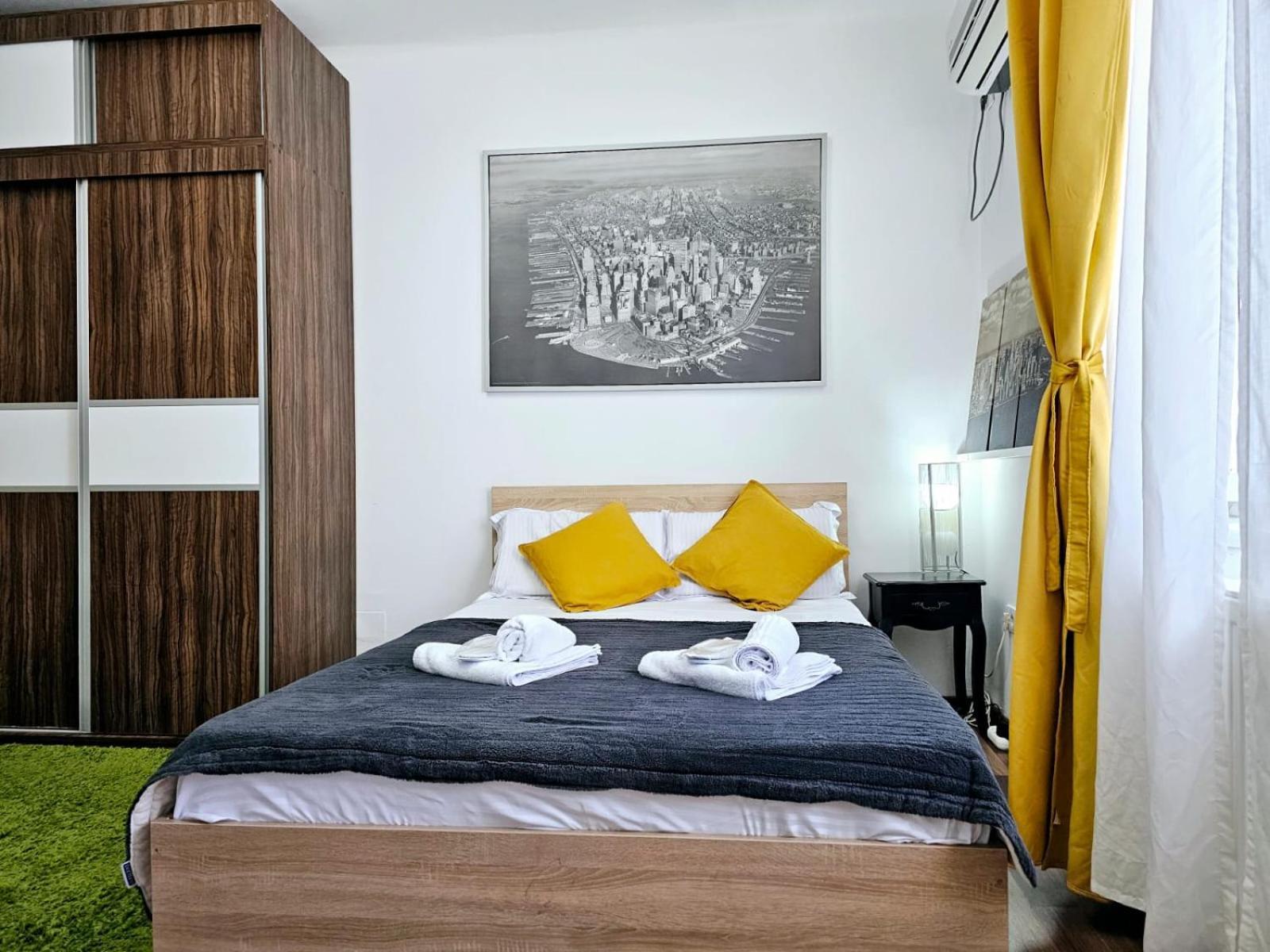 Central Old City Center Studio Universitate Coltea - Cav9 Apartment *